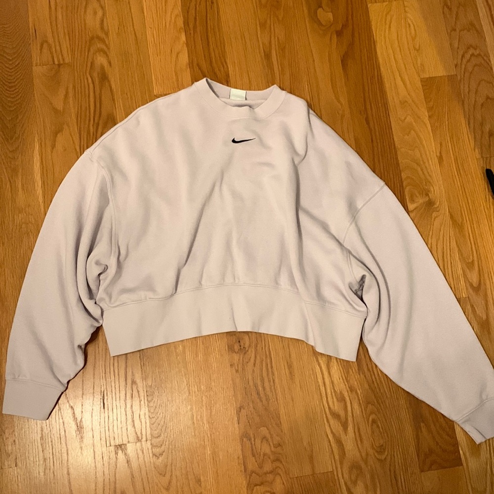 nike oversized cropped crewneck